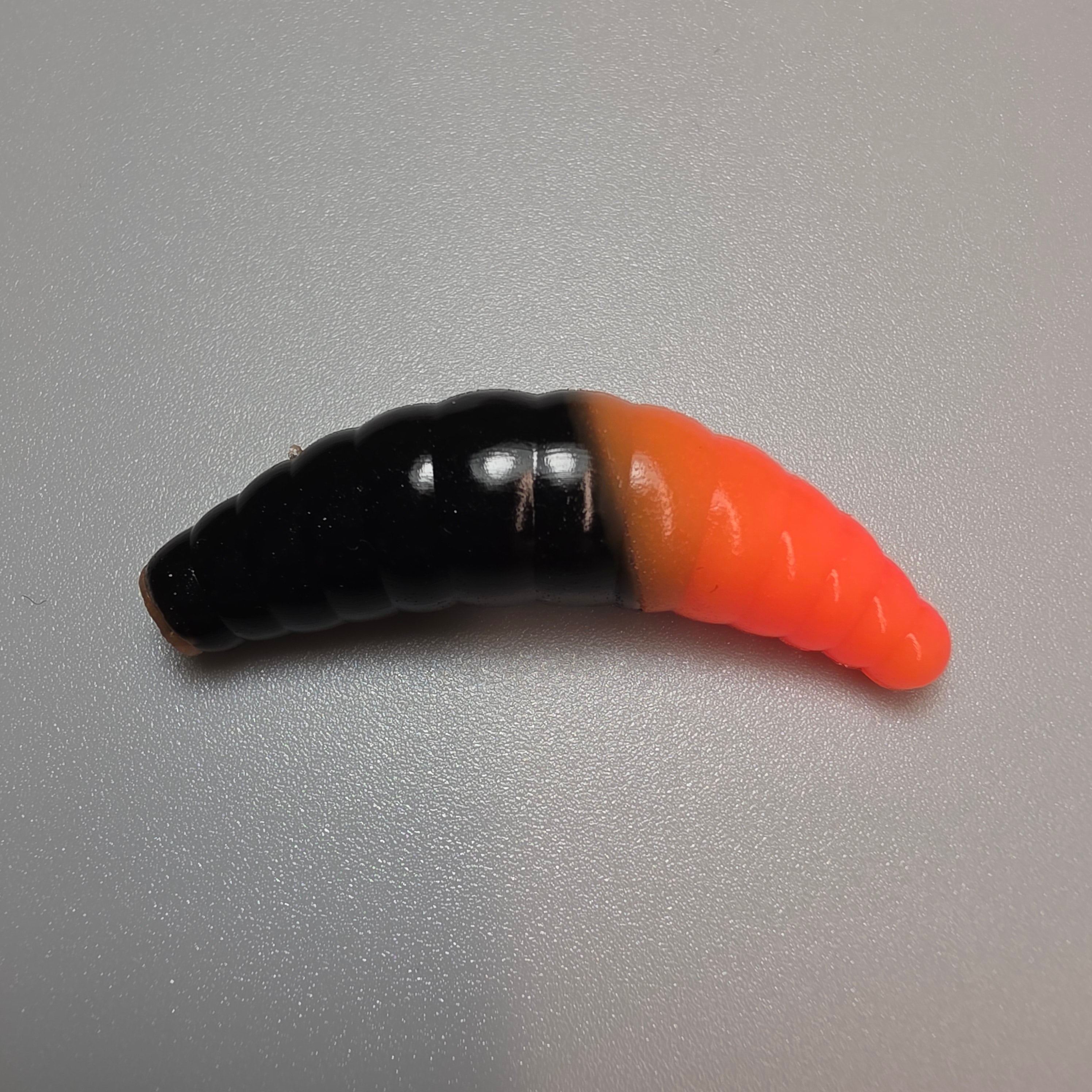 Crescent Black & Orange 40 mm · 2.2 g
