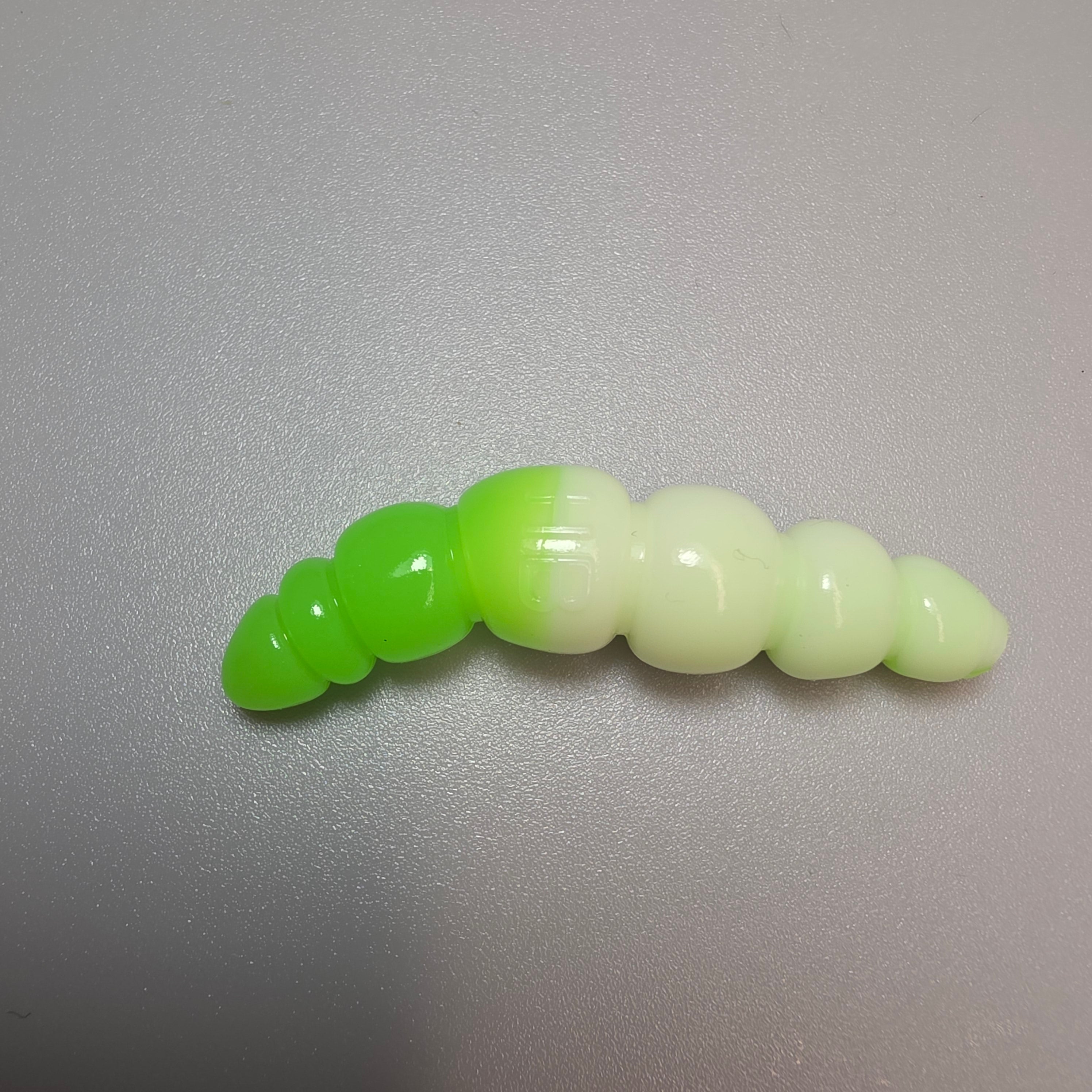 Magnum Medium White & Lime 45 mm · 2.2 g